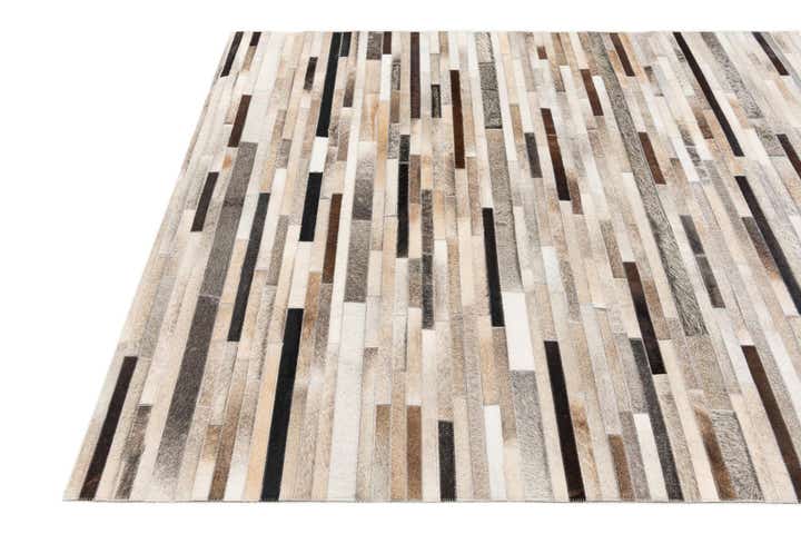 5' 1 x 7' 11 Cowhide Stocks Rug