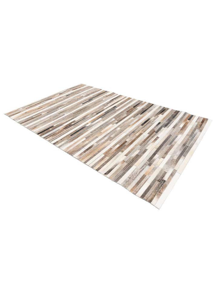 5' 1 x 8' Cowhide Stocks Rug