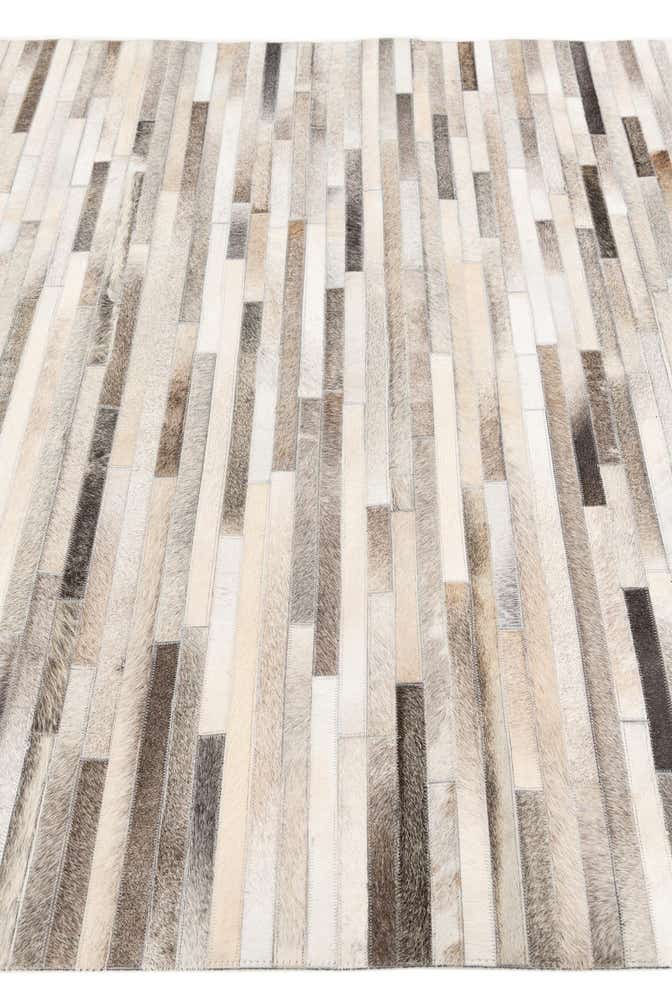 5' 1 x 7' 11 Cowhide Stocks Rug