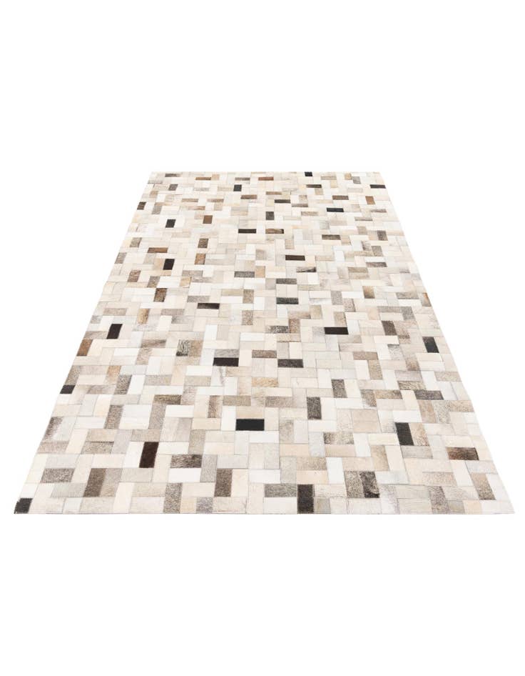 Detail image of 5' x 7' 10 Cowhide Stocks Rug
