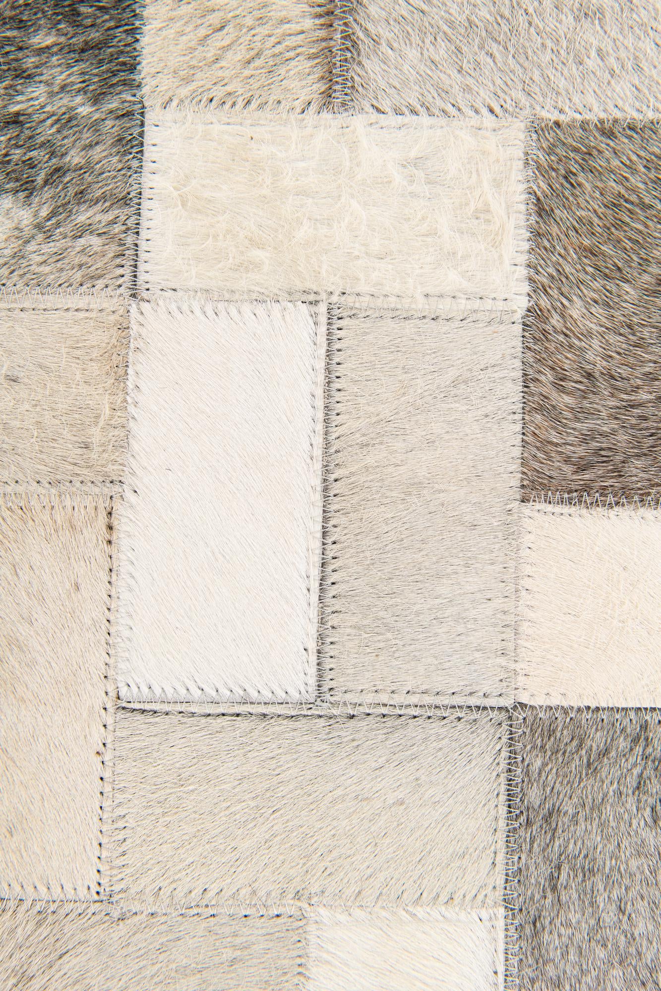 5' x 7' 10 Cowhide Stocks Rug