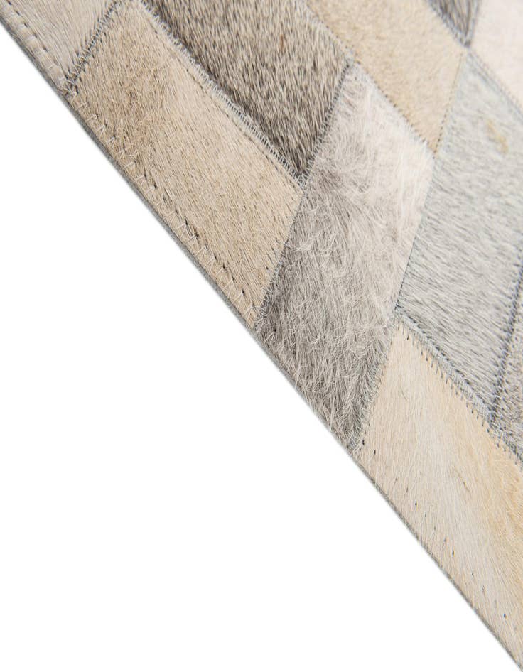 Detail image of 5' 1 x 8' Cowhide Stocks Rug