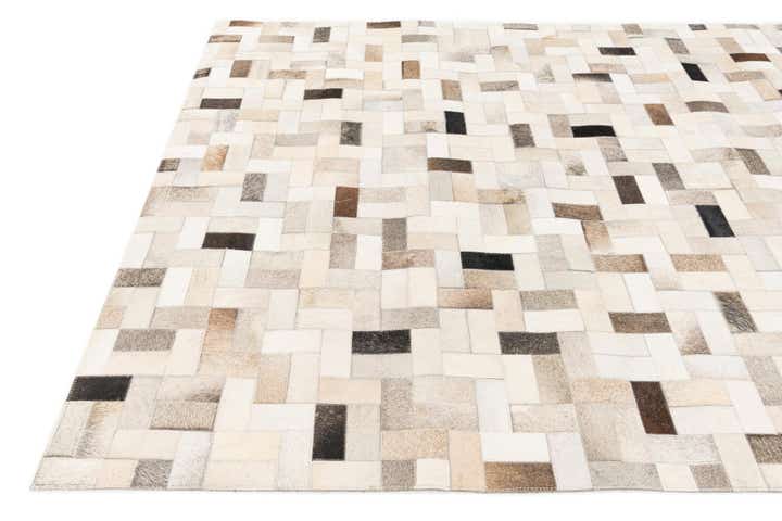 5' x 7' 11 Cowhide Stocks Rug