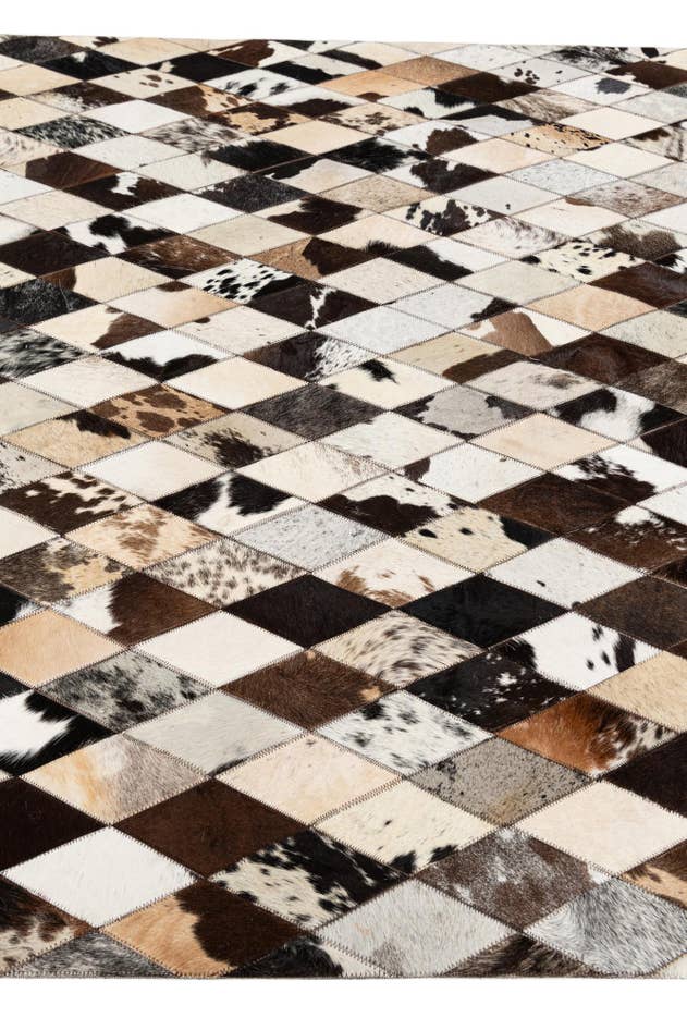 Detail image of 5' x 8' Cowhide Stocks Rug