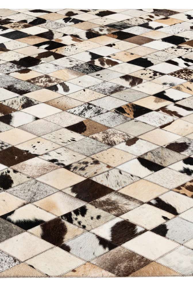 5' x 8' Cowhide Stocks Rug