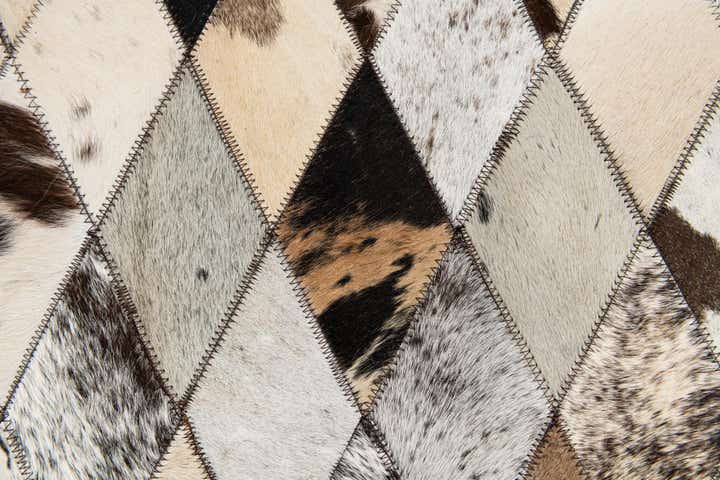 5' x 8' Cowhide Stocks Rug