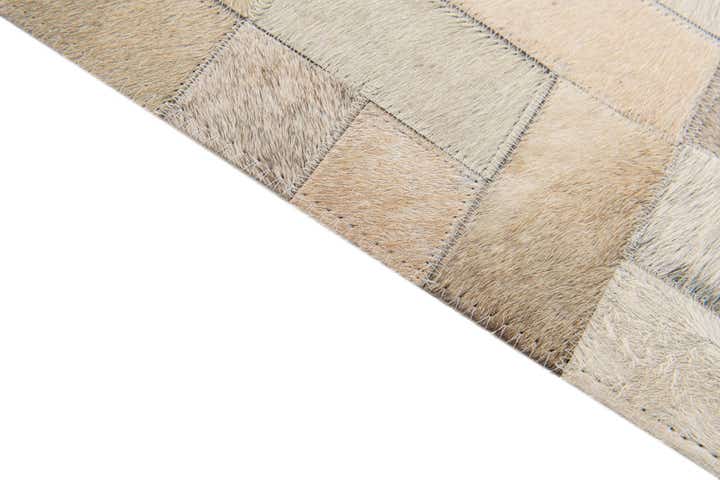 5' x 7' 11 Cowhide Stocks Rug