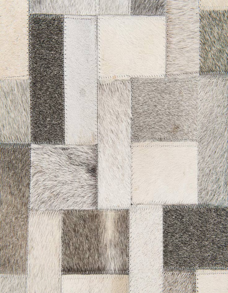 Detail image of 5' 1 x 8' Cowhide Stocks Rug