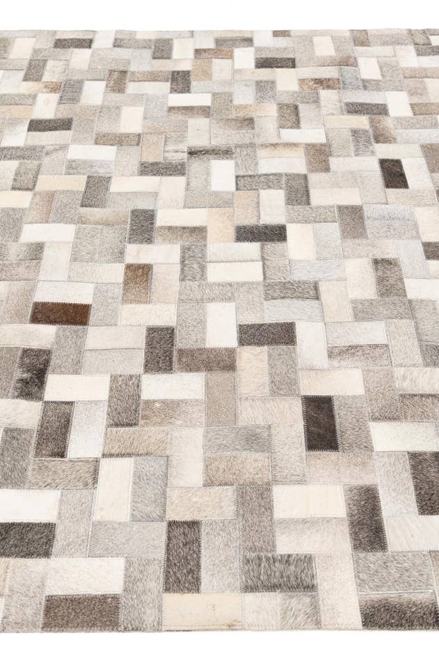 Detail image of 5' x 8' Cowhide Stocks Rug