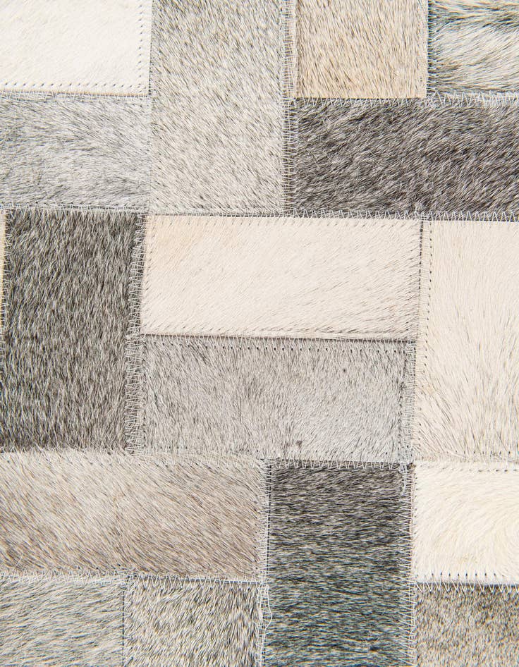 Detail image of 5' x 8' Cowhide Stocks Rug
