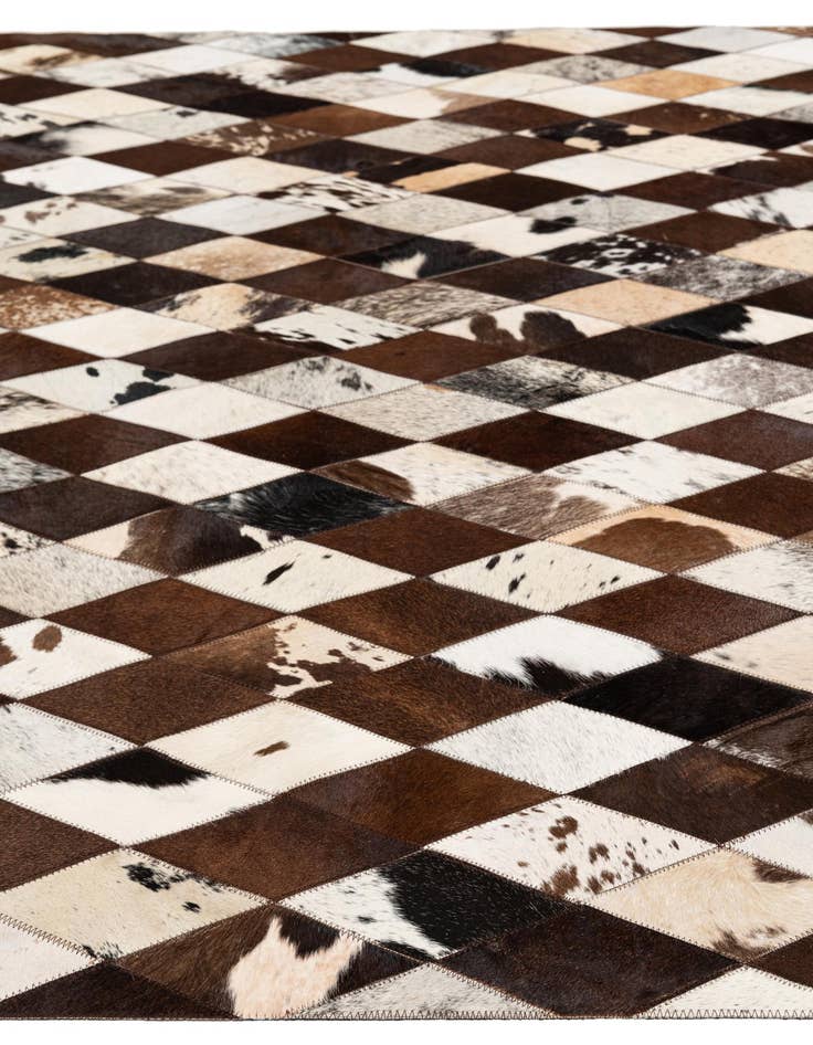 Detail image of 5' 1 x 8' 1 Cowhide Stocks Rug