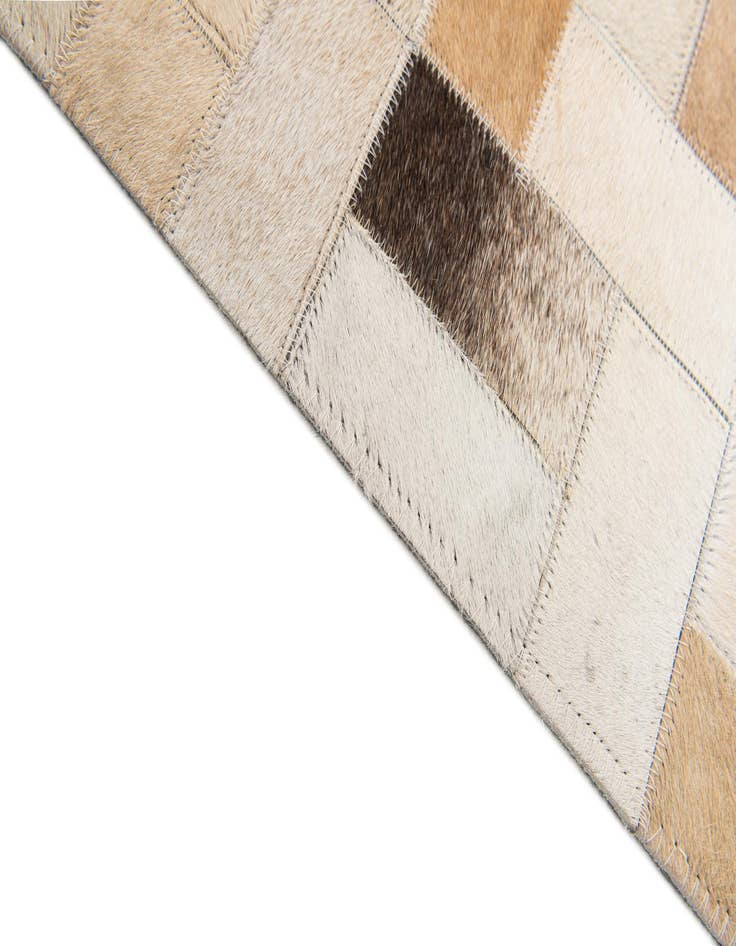 Detail image of 5' 1 x 8' Cowhide Stocks Rug