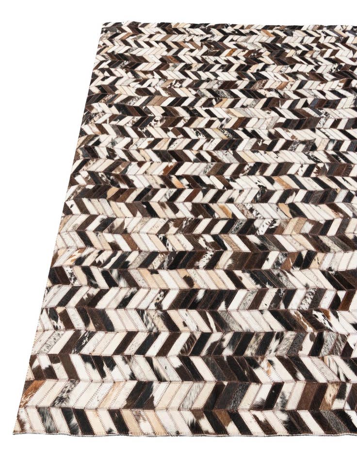 Detail image of 4' 11 x 7' 10 Cowhide Stocks Rug