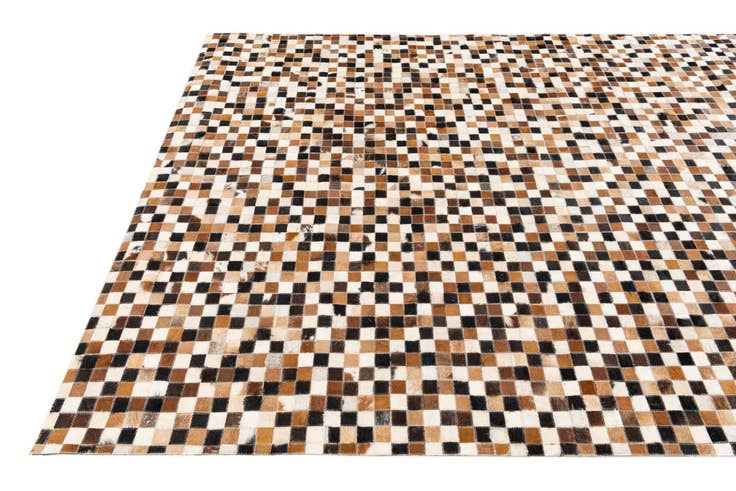 Detail image of 5' 5 x 7' 6 Cowhide Stocks Rug