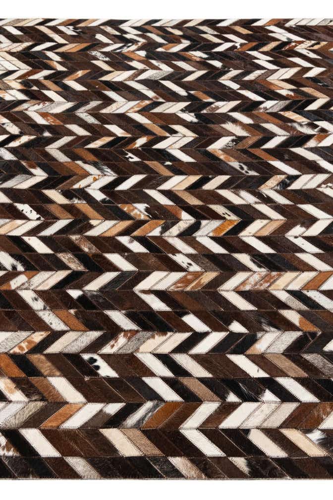 4' 11 x 8' Cowhide Stocks Rug