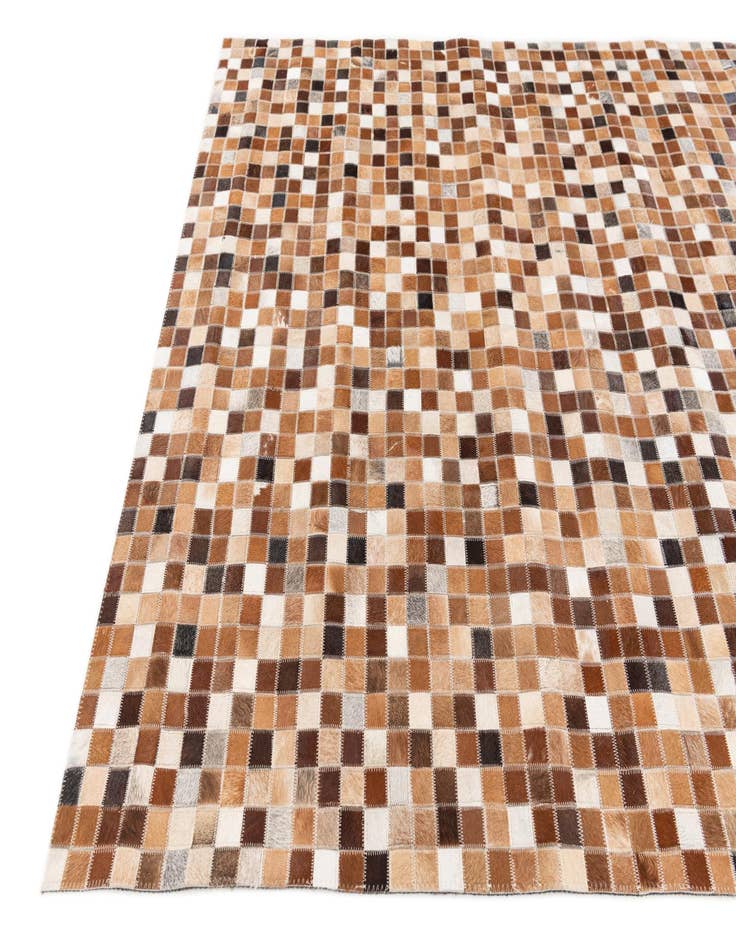 Detail image of 5' x 7' 10 Cowhide Stocks Rug