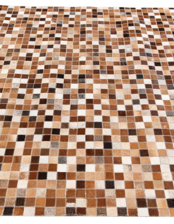 Detail image of 5' x 7' 10 Cowhide Stocks Rug