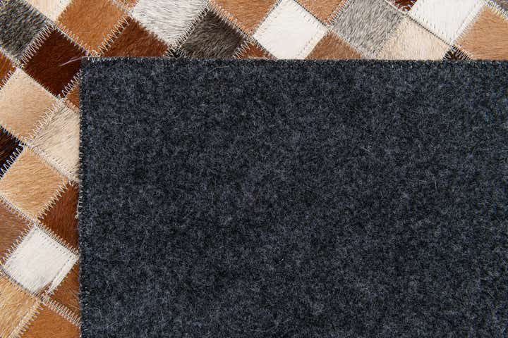 5' x 7' 10 Cowhide Stocks Rug