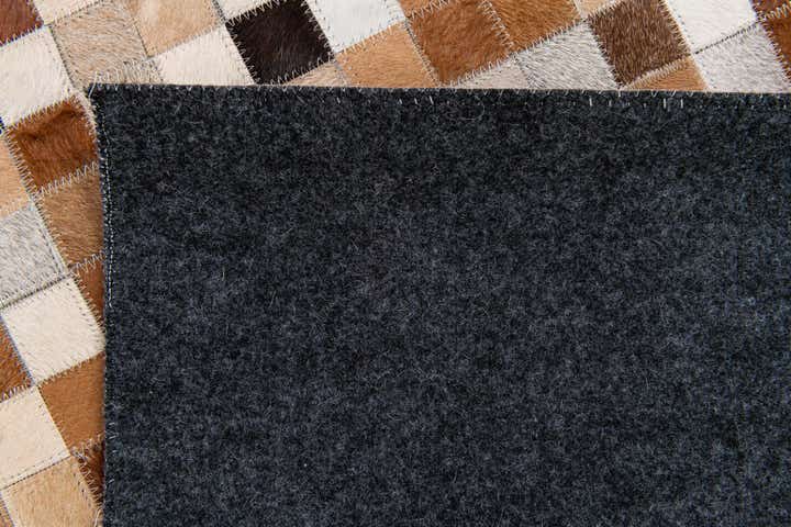 5' x 7' 11 Cowhide Stocks Rug