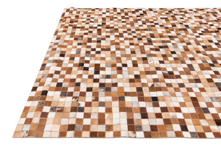 Detail image of 5' x 7' 10 Cowhide Stocks Rug