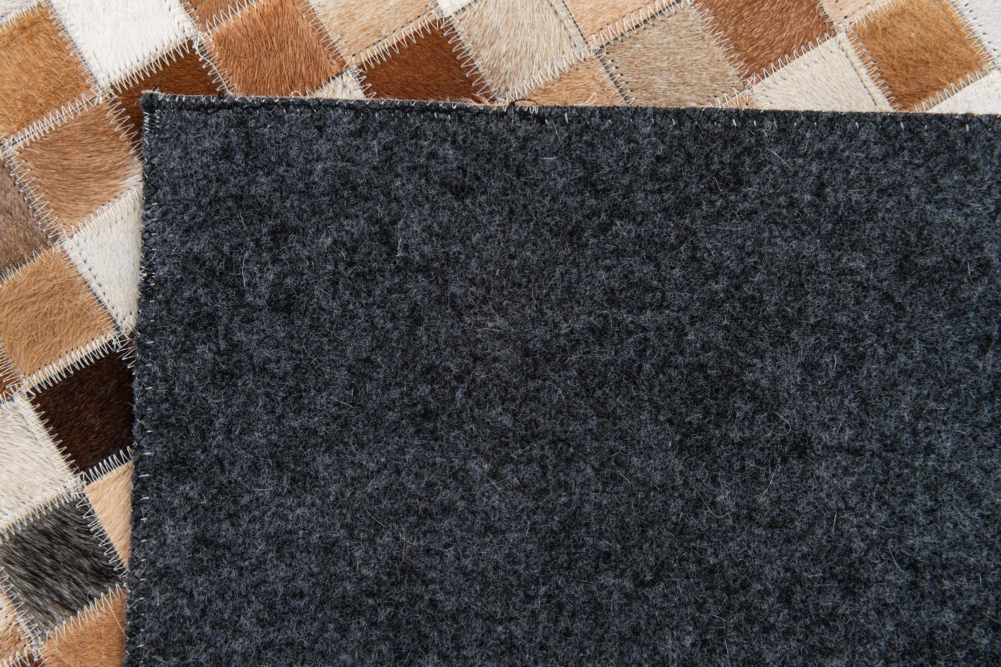 5' x 7' 10 Cowhide Stocks Rug