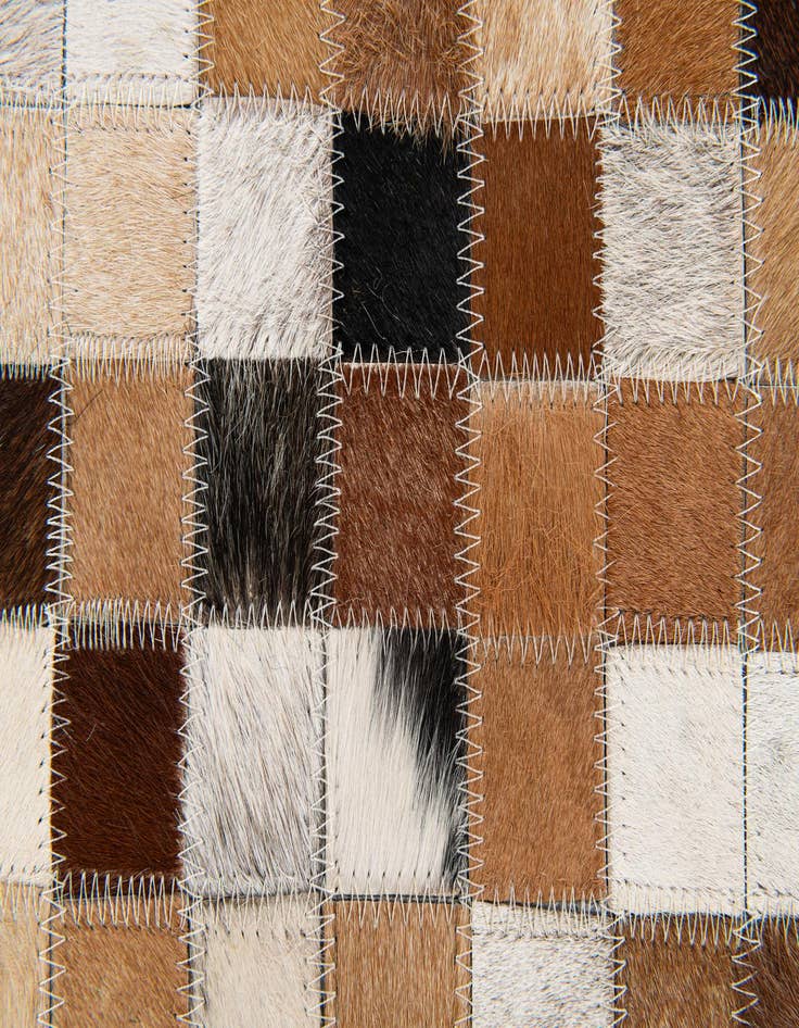 Detail image of 5' 2 x 7' 11 Cowhide Stocks Rug