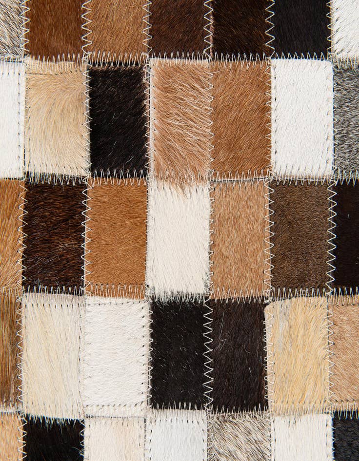 Detail image of 5' 1 x 7' 11 Cowhide Stocks Rug
