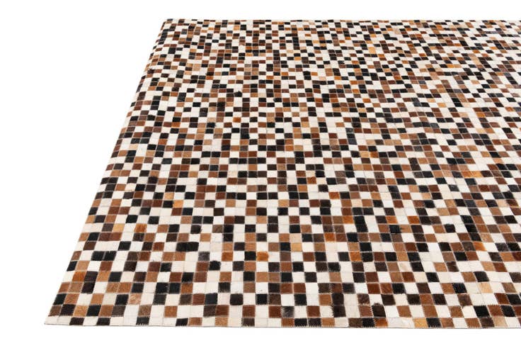 Detail image of 5' 6 x 7' 8 Cowhide Stocks Rug
