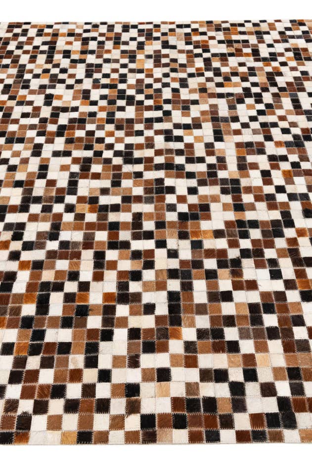Detail image of 5' 6 x 7' 8 Cowhide Stocks Rug