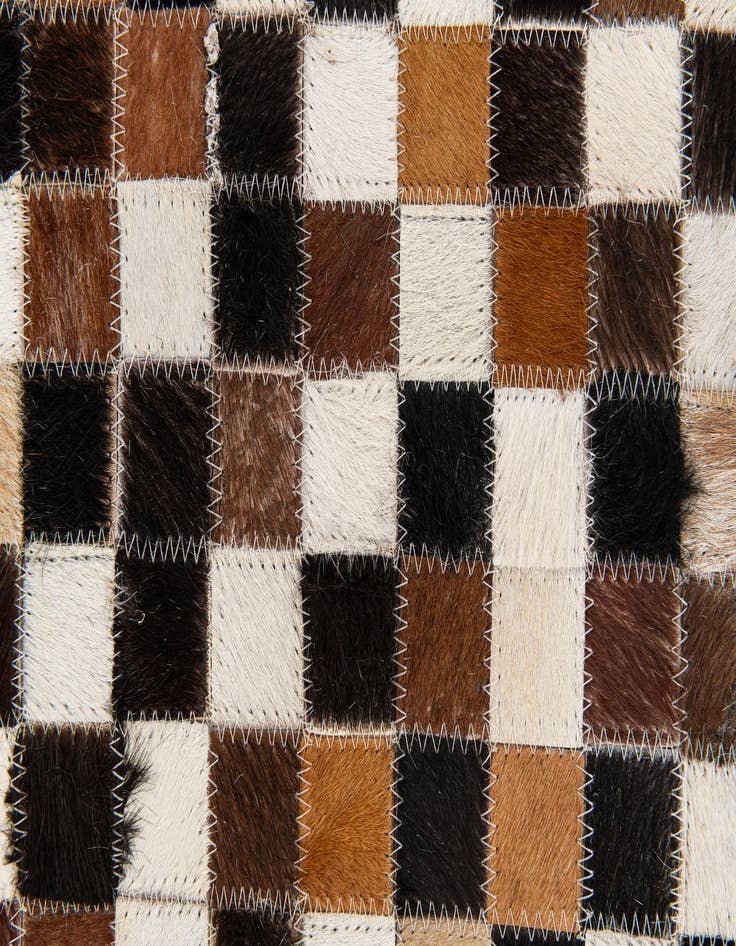Detail image of 5' 5 x 7' 6 Cowhide Stocks Rug
