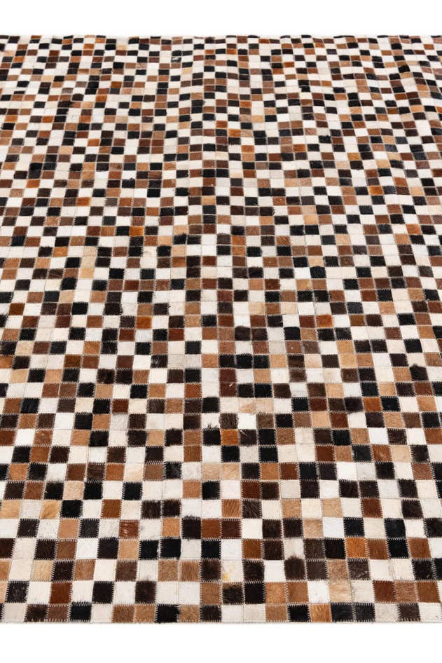 Detail image of 5' 7 x 7' 9 Cowhide Stocks Rug