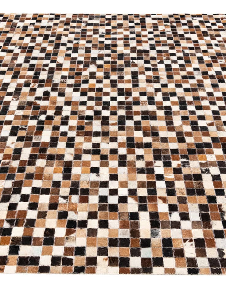 Detail image of 5' 5 x 7' 8 Cowhide Stocks Rug