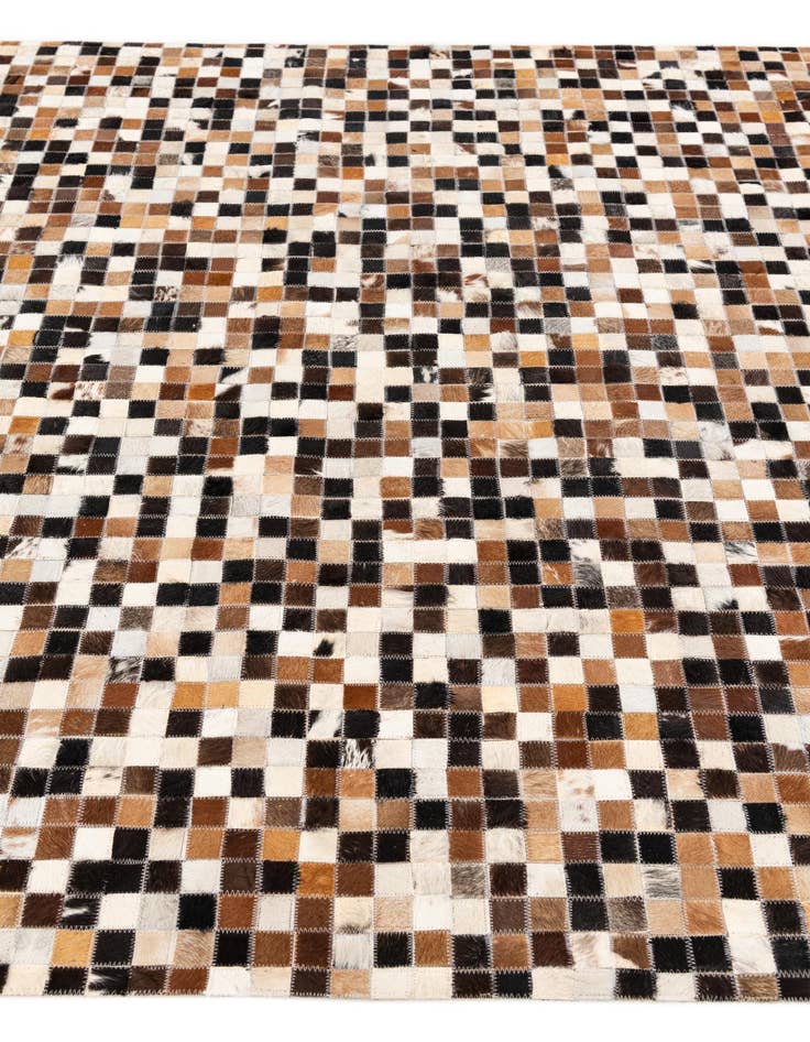 Detail image of 5' 5 x 7' 7 Cowhide Stocks Rug