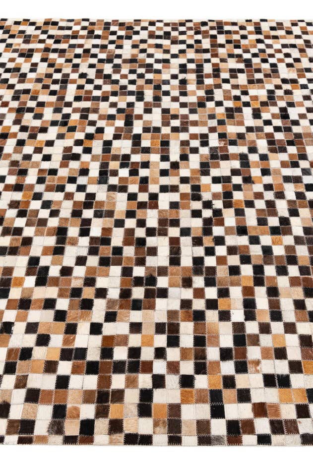 Detail image of 5' 6 x 7' 7 Cowhide Stocks Rug