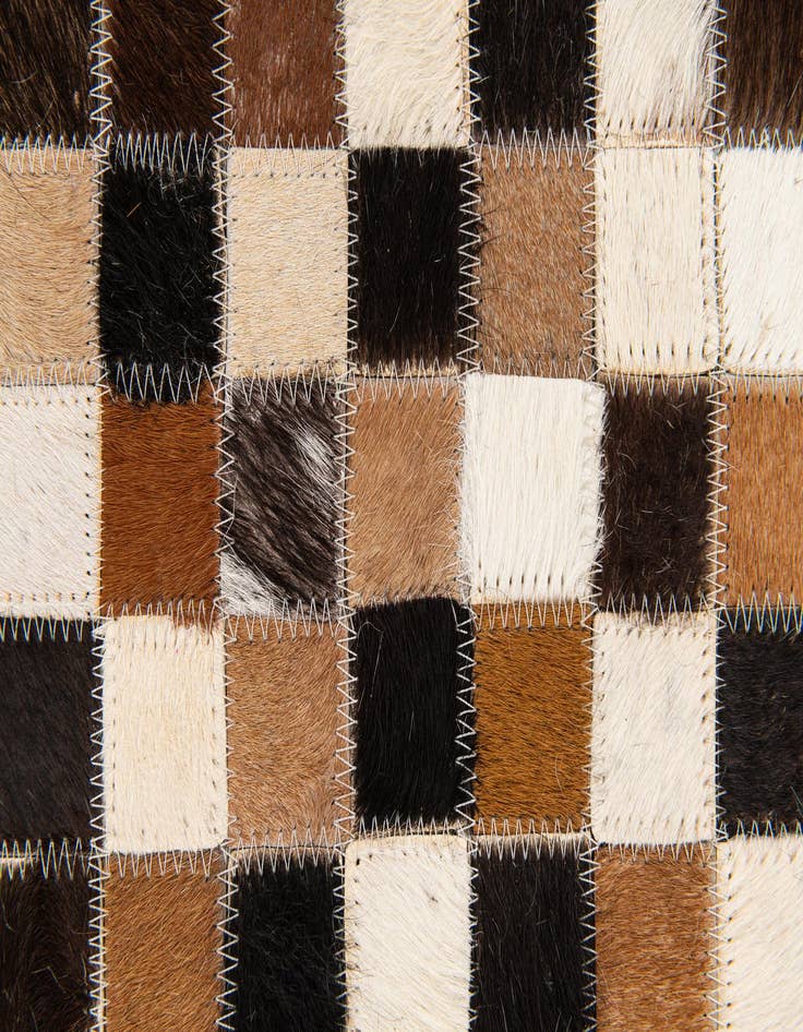 Detail image of 5' 3 x 7' 6 Cowhide Stocks Rug