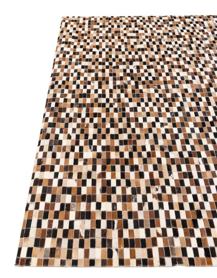 Detail image of 5' 5 x 7' 7 Cowhide Stocks Rug
