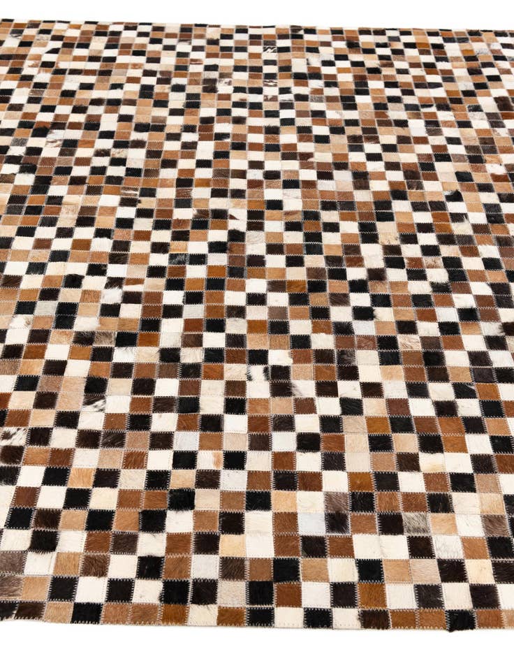 Detail image of 5' 5 x 7' 7 Cowhide Stocks Rug