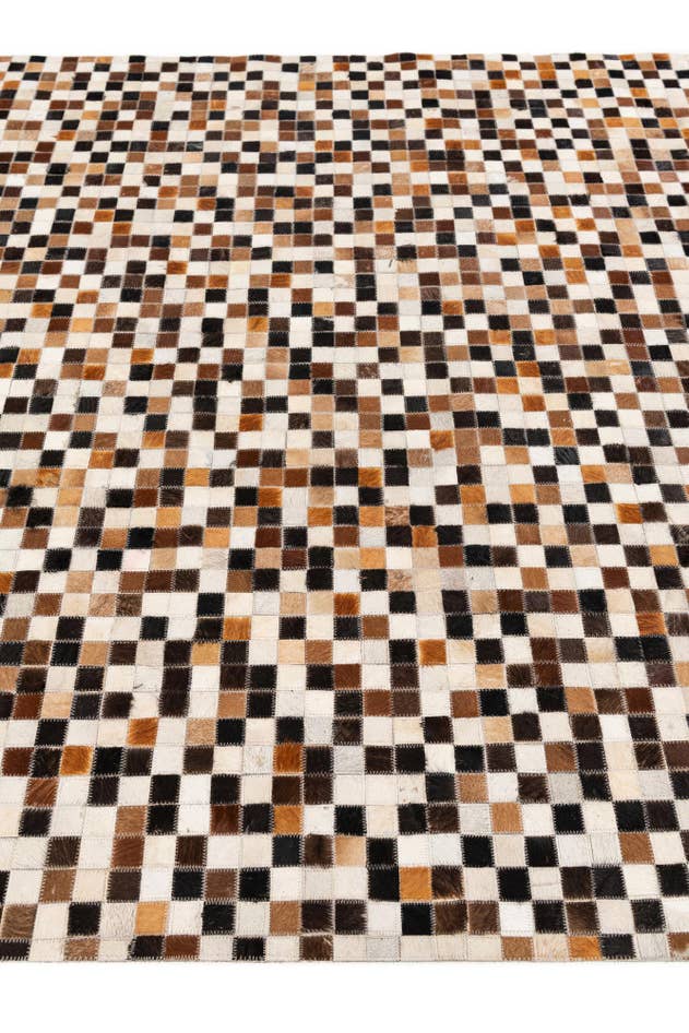 Detail image of 5' 5 x 7' 8 Cowhide Stocks Rug