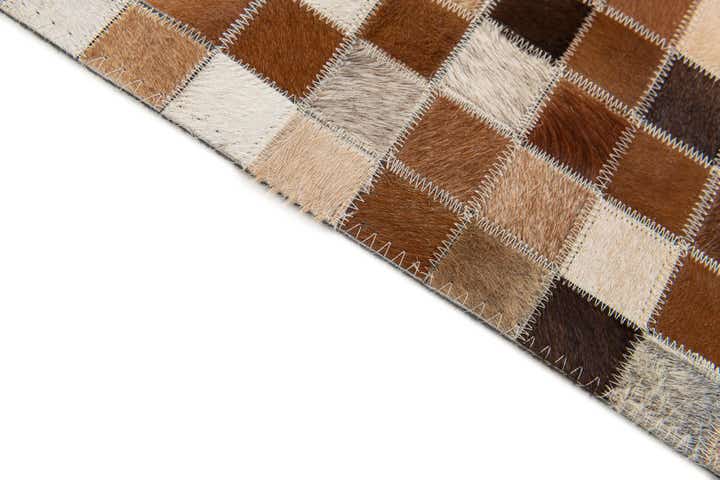 5' x 8' Cowhide Stocks Rug