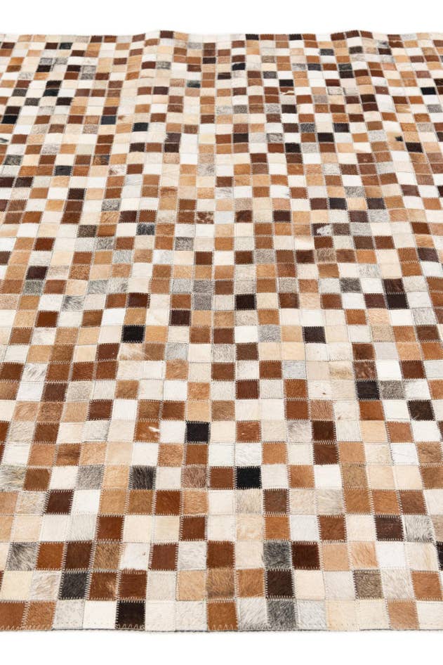 Detail image of 5' x 7' 11 Cowhide Stocks Rug