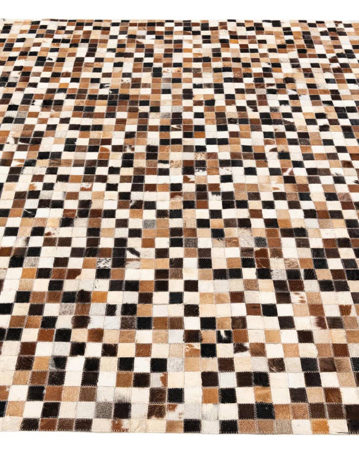 Detail image of 5' 5 x 7' 7 Cowhide Stocks Rug