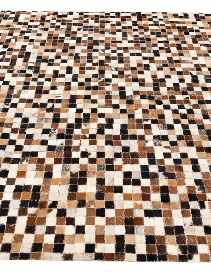 Detail image of 5' 5 x 7' 7 Cowhide Stocks Rug