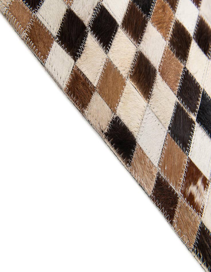 Detail image of 5' 5 x 7' 8 Cowhide Stocks Rug