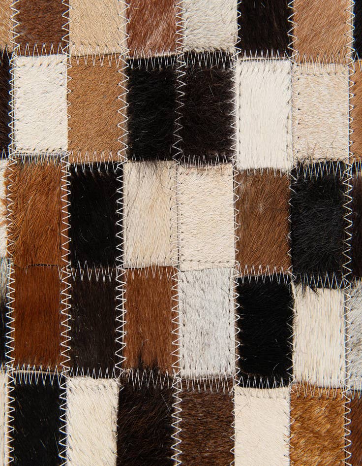 Detail image of 5' 5 x 7' 8 Cowhide Stocks Rug