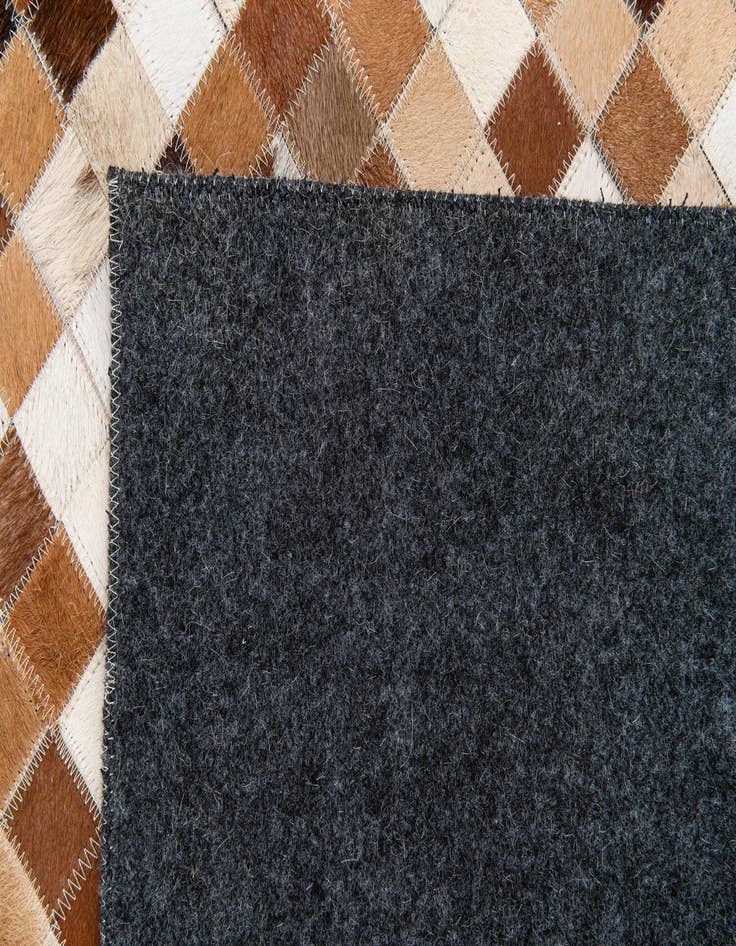 Detail image of 5' 2 x 7' 11 Cowhide Stocks Rug