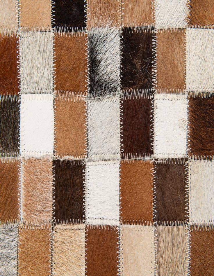 Detail image of 5' 1 x 7' 11 Cowhide Stocks Rug