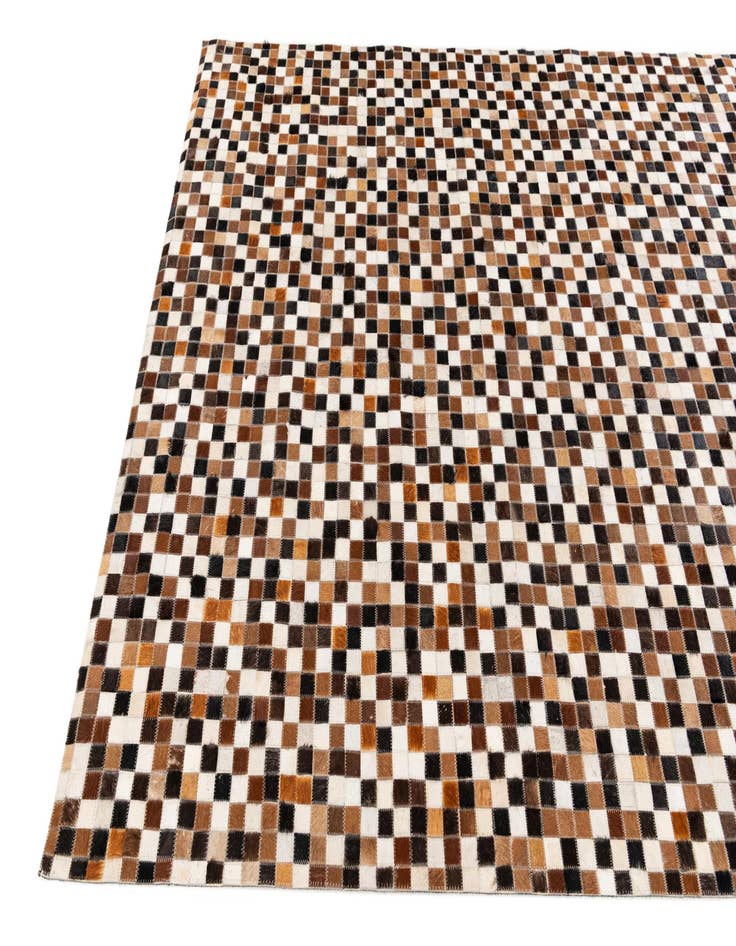 Detail image of 5' 6 x 7' 9 Cowhide Stocks Rug