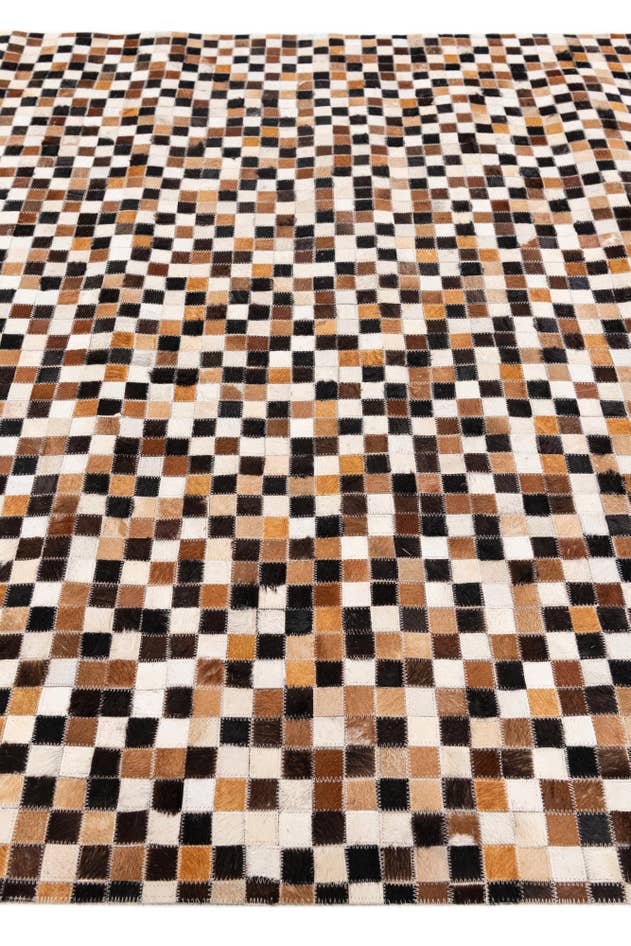 Detail image of 5' 6 x 7' 7 Cowhide Stocks Rug