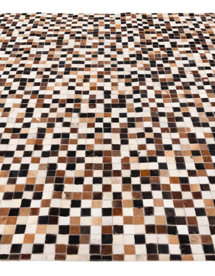 Detail image of 5' 6 x 7' 6 Cowhide Stocks Rug