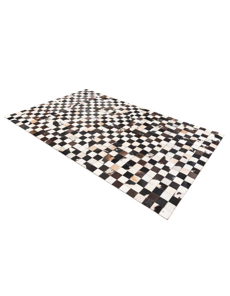 Detail image of 5' x 7' 11 Cowhide Stocks Rug